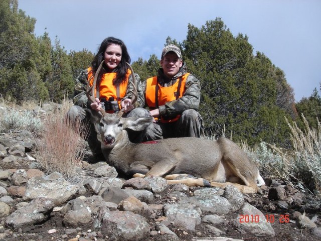 My wife's 2010 Rifle hunt buck