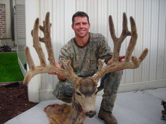 2007 Utah Gen. Season Buck (BIG)