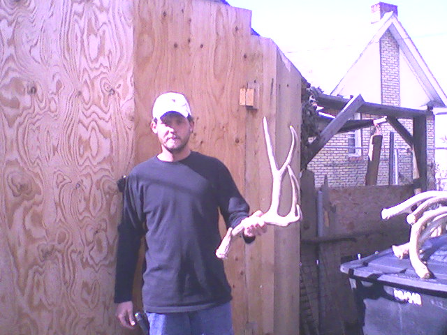 here is a nice heavy 4 point scores 79 would be about a 180 plus buck