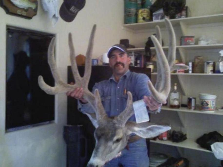 Huge Arizona Buck