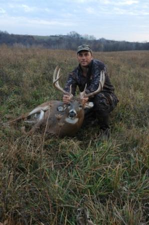 Minnesota Whitetail Bow Kill