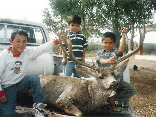 Big muley hunted in rancho el represo del verde in Sonora Mexico. Outfitter
	Ubaldo Lopez score 209, 38&amp;quot; wide