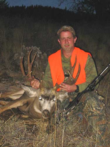 Nice symmetrical 5x5 Washington Regular season Mule Deer.