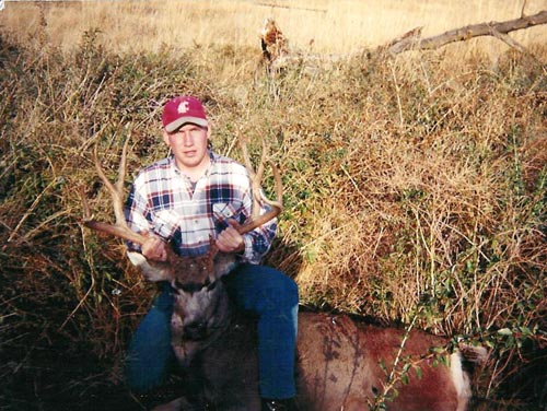 Here is a picture of my 1997 Eastern Washington Mule Deer. It was shot in unit 139 in Whtiman County. It Scores 175 gross and 17