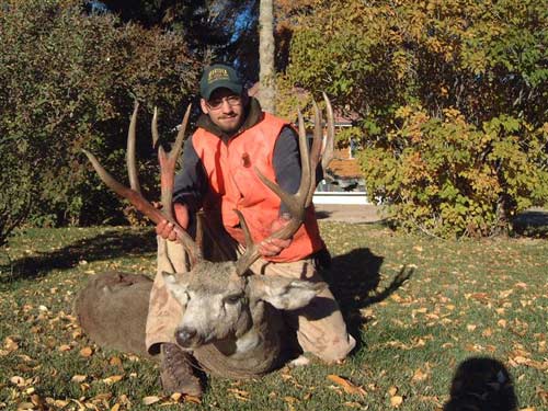 Cal Walker&#039;s Wyoming buck has a 26 1/2 inch spread, over 28 tall, 8 inch eye guards, &amp;amp; 2 cheaters.k