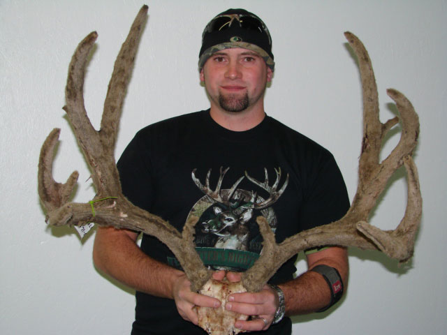 POSSIBLE OREGON STATE RECORD TYPICAL MULE DEER,ARCHERY