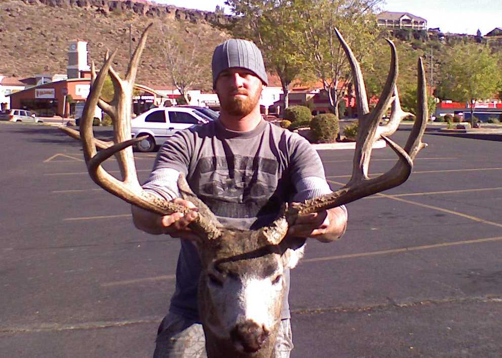 Donnie&#039;s First Buck